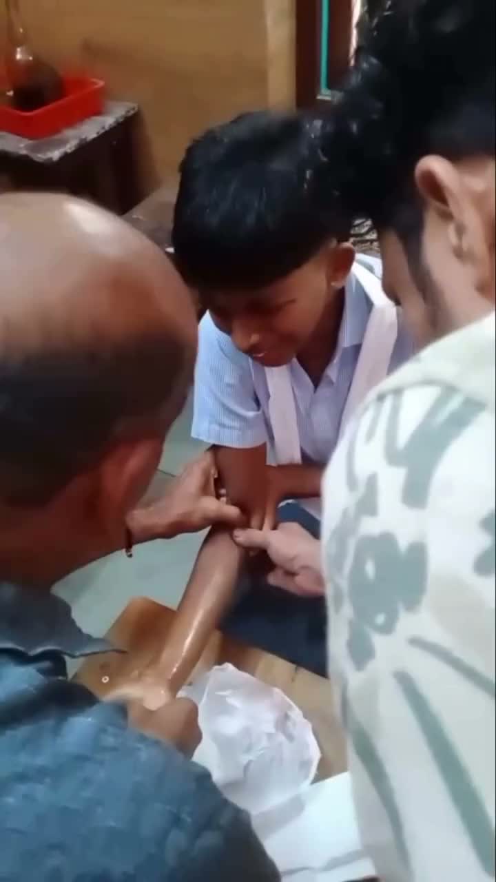 Marma Chikitsa treatment session, video preview